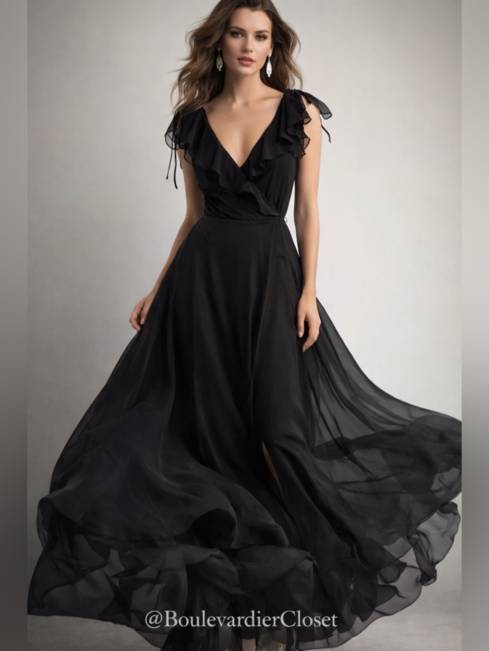 Lulu’s Black Ruffle Strap Maxi Dress Size M